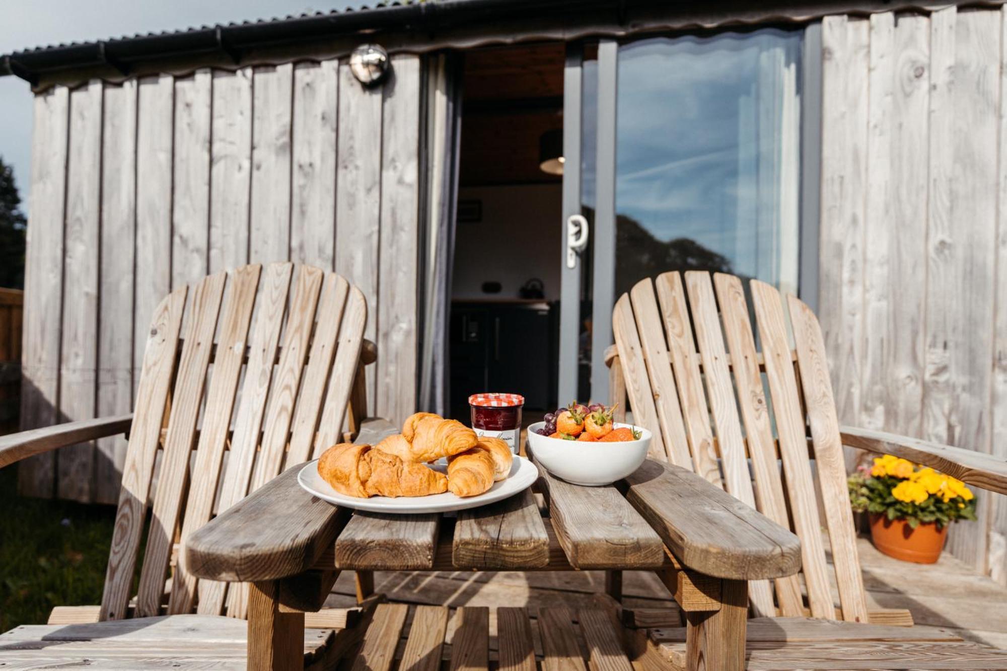 Cefn Crib Cabins 매킨레스 외부 사진