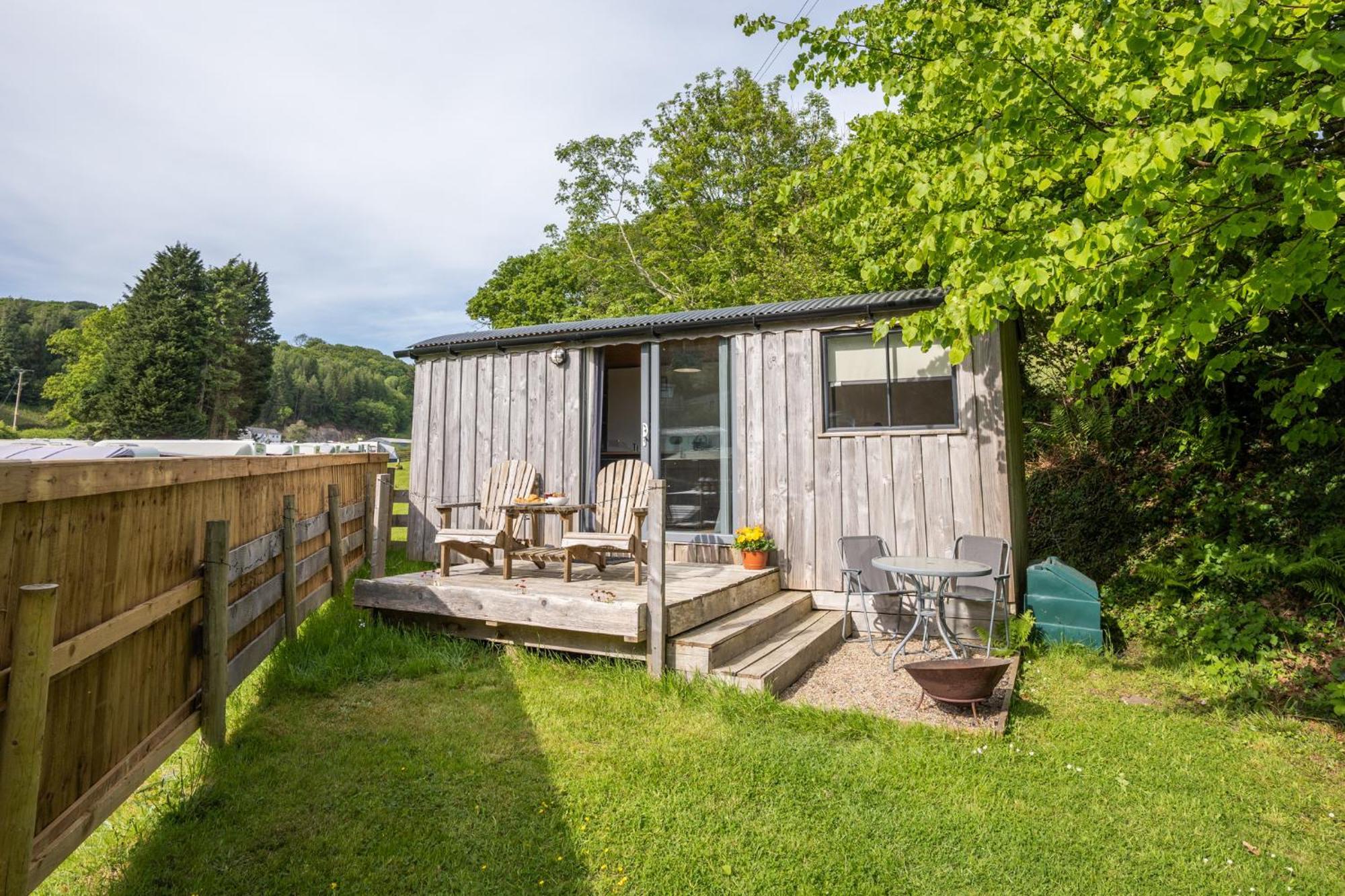Cefn Crib Cabins 매킨레스 외부 사진